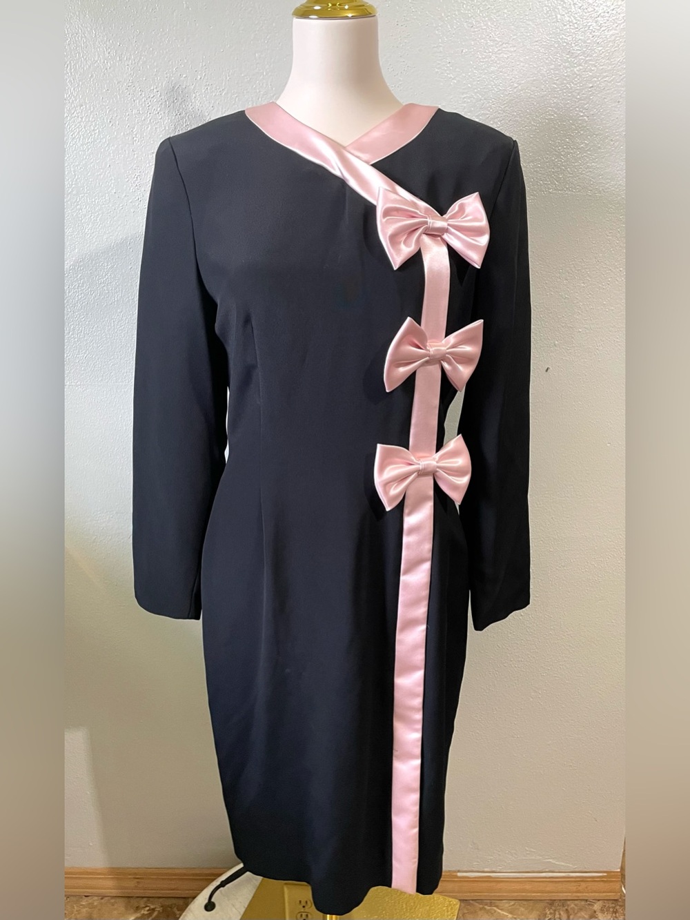 Albert Nipon Vintage Black Pink Bow Sheath Dress Sz 10 Coquette Long Sleeve Midi